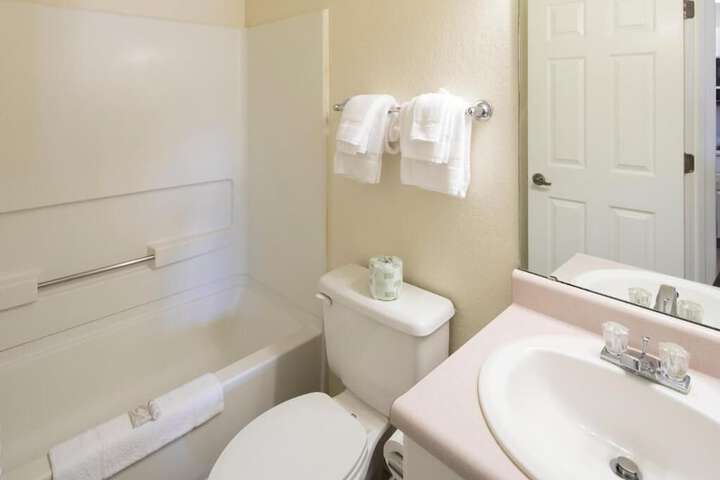 InTown Suites Extended Stay Jacksonville FL - Beach Blvd - thumb 7