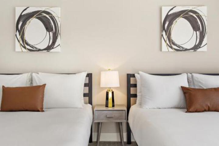 Thanksgiving Savings! Modern Condo At Lakeside! OAK18 - thumb 2