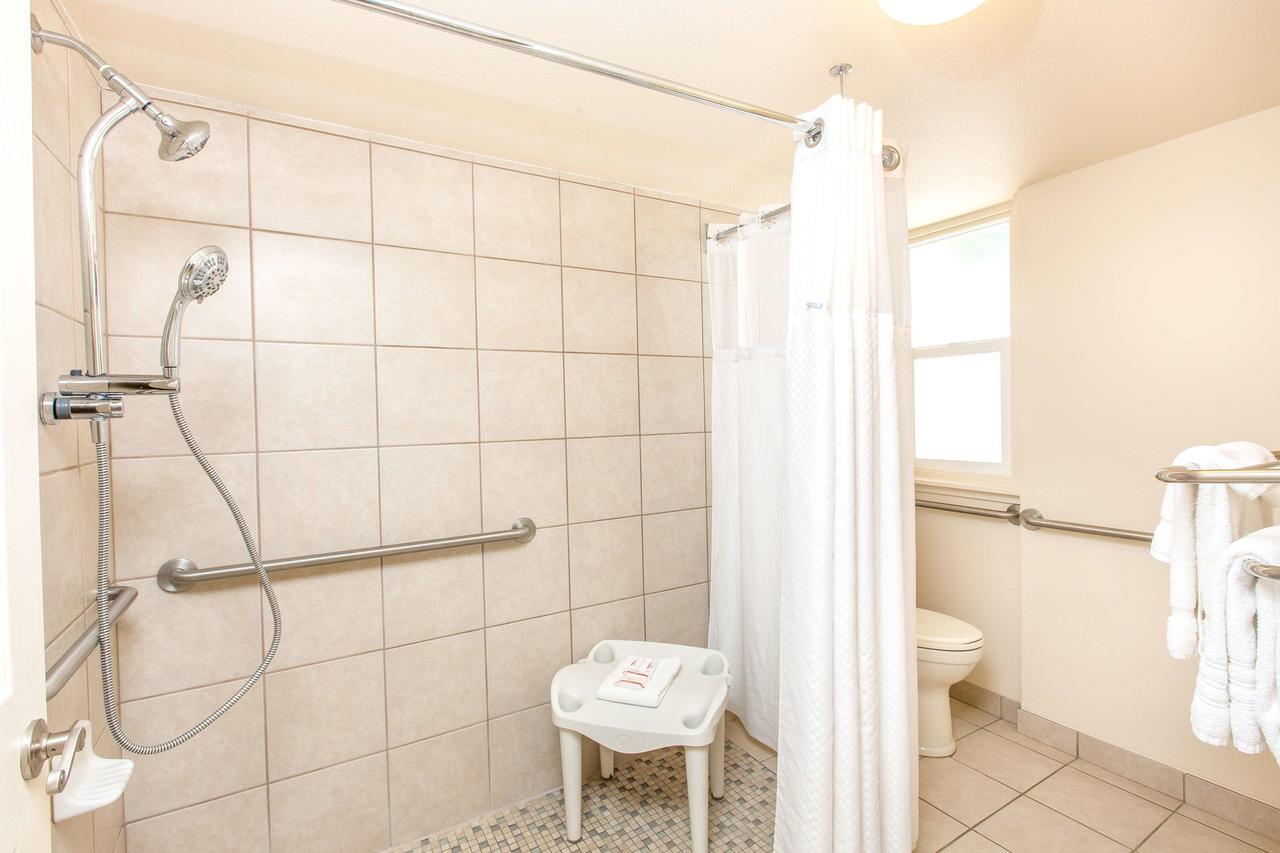 Days Inn By Wyndham Maui Oceanfront - thumb 5