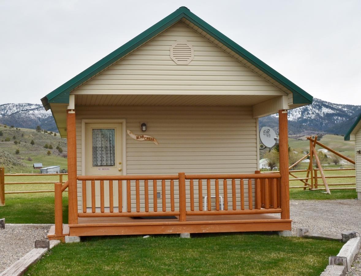 Sleepy J Cabins - thumb 14