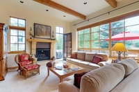 16 Villa Court Accommodation Los Angeles