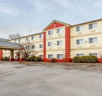 Comfort Inn  Suites Quad Cities - East Moline - Accommodation Los Angeles