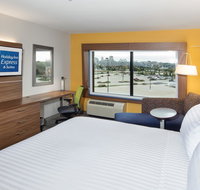 Holiday Inn Express East Peoria - Riverfront - Accommodation Los Angeles
