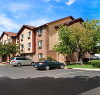 Super 8 by Wyndham Peoria East - Accommodation Los Angeles