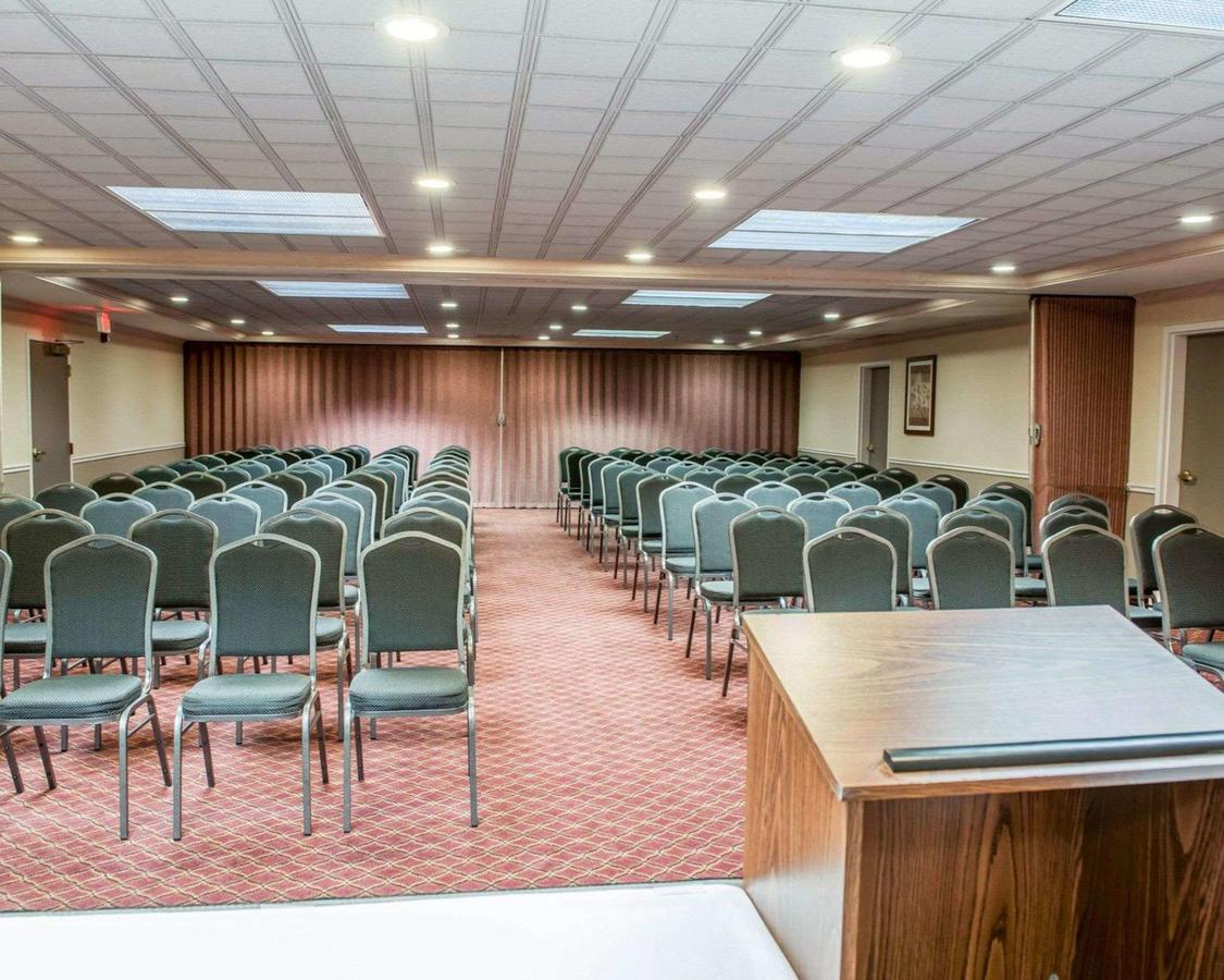 Comfort Suites South - thumb 9