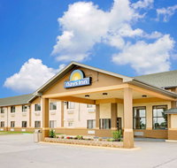 Days Inn by Wyndham North Sioux City - Accommodation Los Angeles