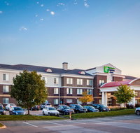 Holiday Inn Express Hotel  Suites Altoona-Des Moines - Accommodation Los Angeles