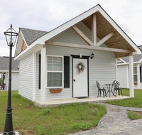 Blue Goose- Galloping Goose Cottages - Accommodation Los Angeles