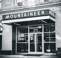The Mountaineer Hotel - Accommodation Los Angeles