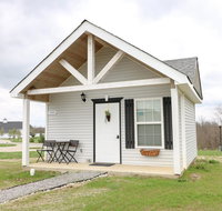 Snoozer- Galloping Goose Cottages - Accommodation Los Angeles