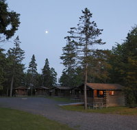 Narrows Too Camping Resort Cabin 4 - Accommodation Los Angeles