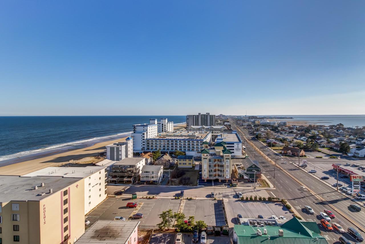 9400 Condos - thumb 3