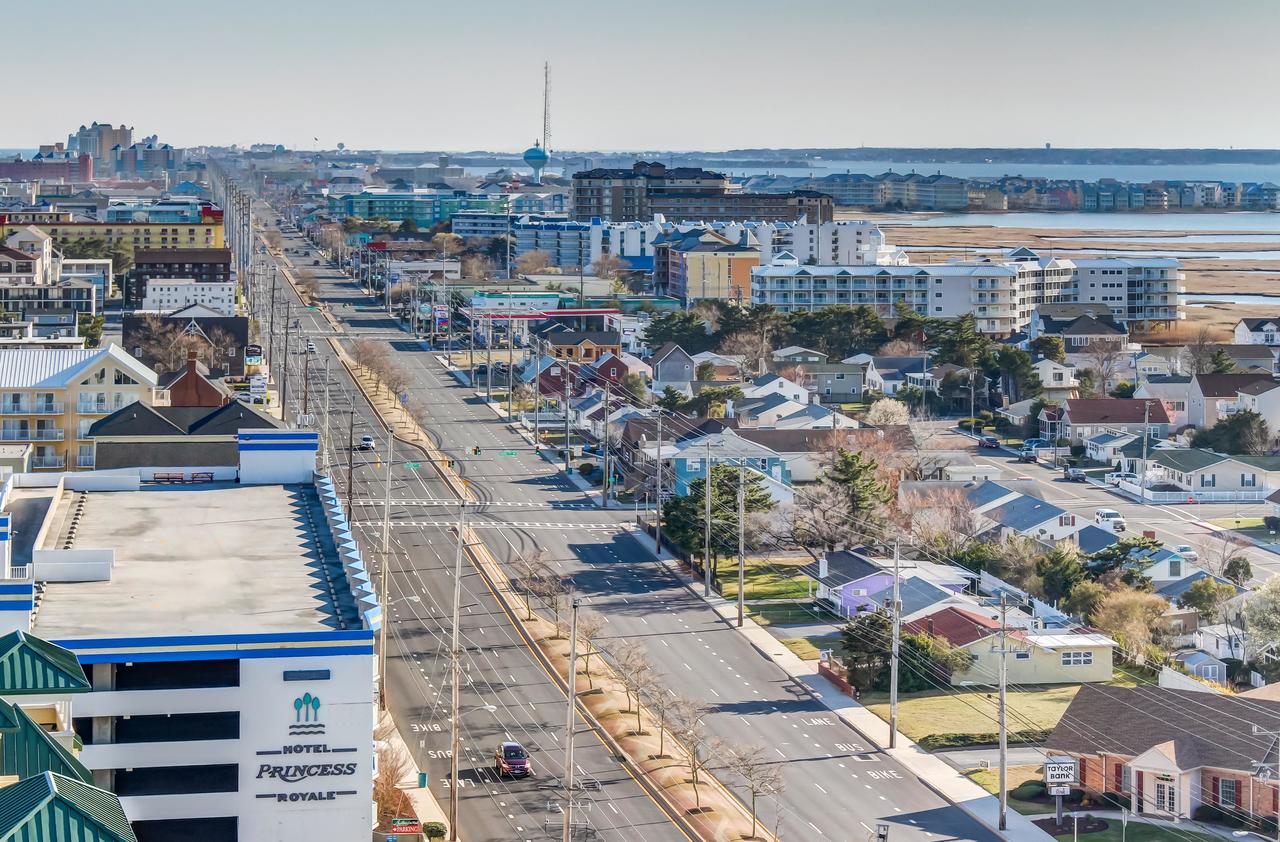 9400 Condos - thumb 9