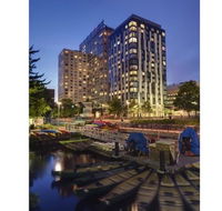 Global Luxury Suites at Kendall East - Accommodation Los Angeles