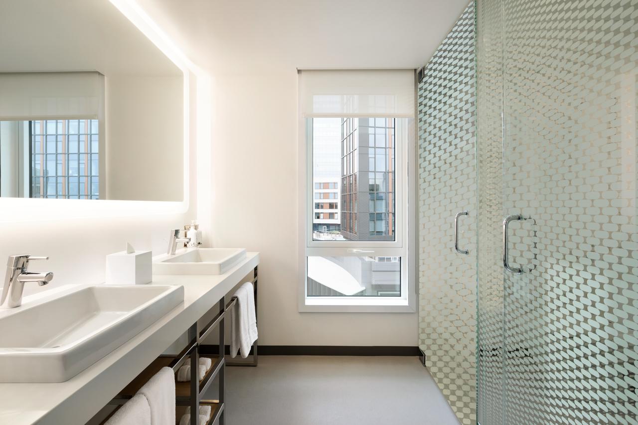 YOTEL Boston - thumb 2