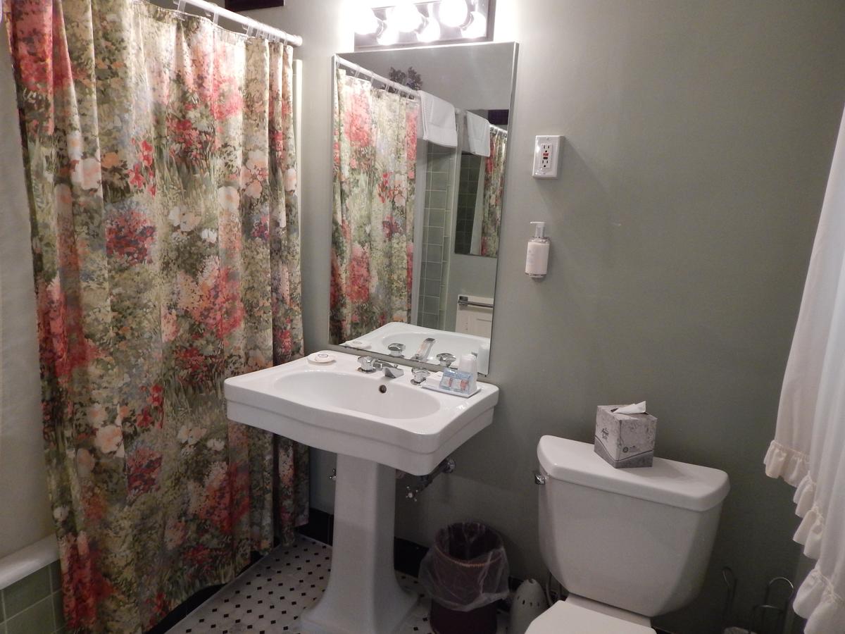 Yankee Clipper Inn - thumb 28