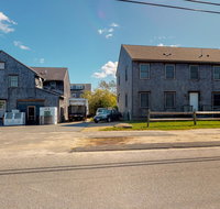 Miacomet Edge - Accommodation Los Angeles