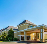 Quality Inn & Suites Coldwater - Accommodation Los Angeles