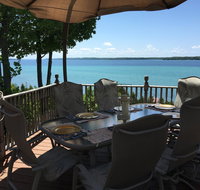 The Torch Lake Bed and Breakfast - Accommodation Los Angeles