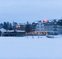 Chase On The Lake - Accommodation Los Angeles