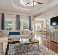 Spacious 3brm Sleeps 6 15min- Beaches  AF Base - Accommodation Los Angeles