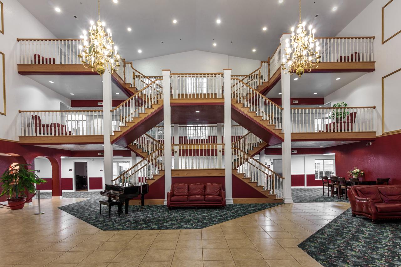 Branson Towers Hotel - thumb 0