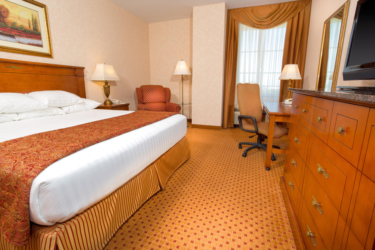 Drury Inn & Suites Sikeston - thumb 3