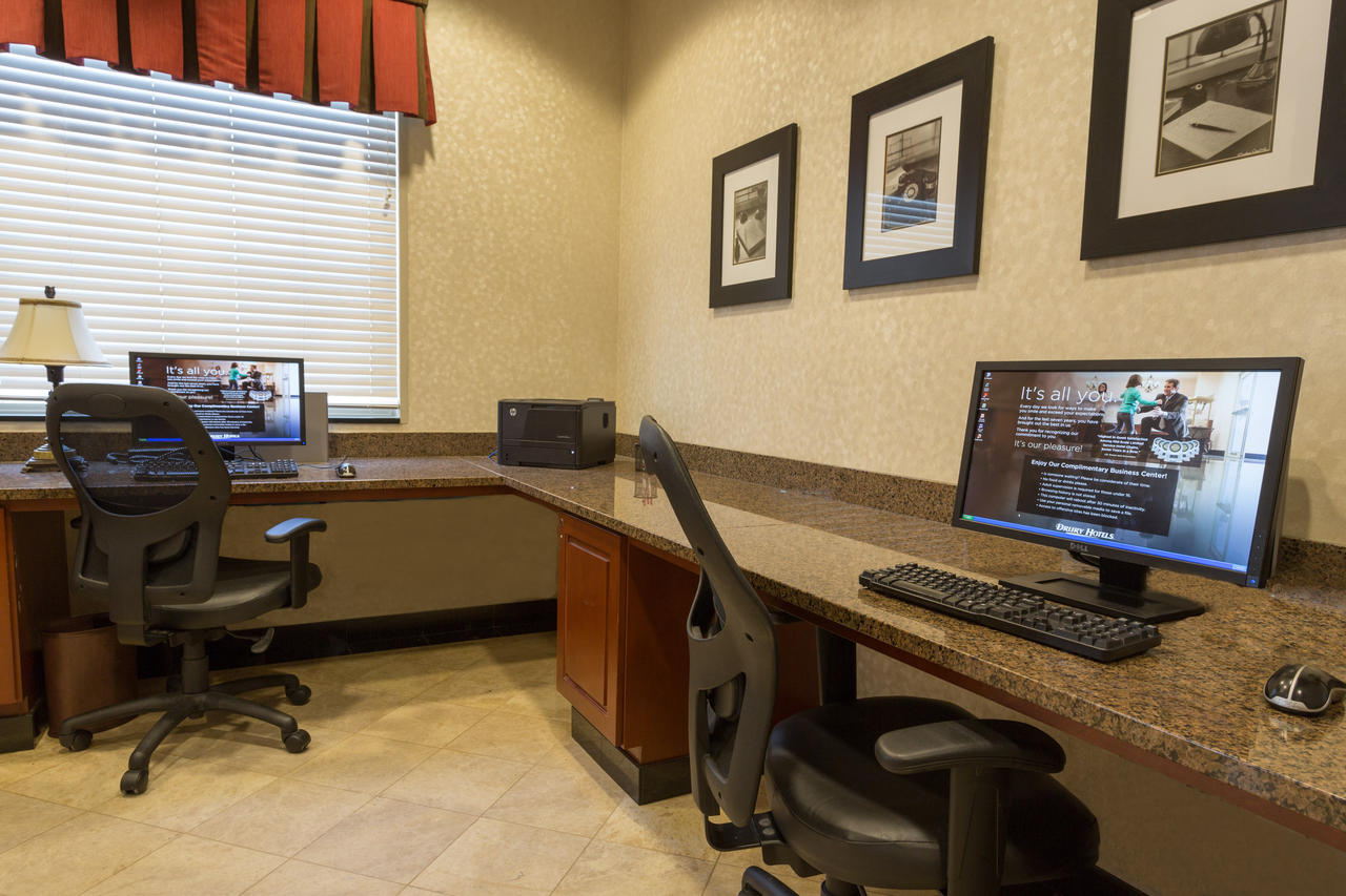 Drury Inn & Suites Sikeston - thumb 5
