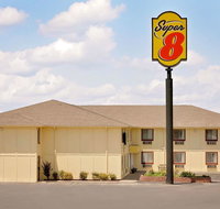 Super 8 by Wyndham Rock Port MO - Accommodation Los Angeles