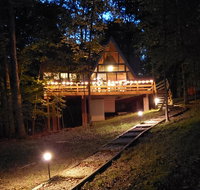 RELAXING A-Frame Chalet in Innsbrook Lake Resort - Accommodation Los Angeles