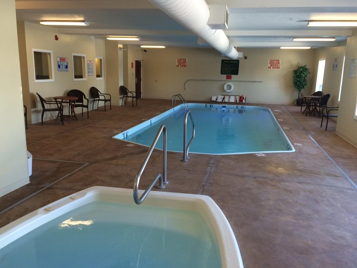 Yellowstone Lodge - thumb 1