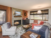 1000 Lakeshore Blvd Condo Unit 4 Accommodation Los Angeles