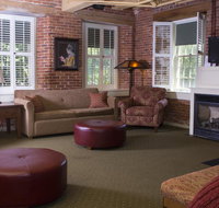 Common Man Inn  Restaurant Claremont - Accommodation Los Angeles