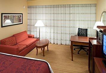 Courtyard Somerset - thumb 18