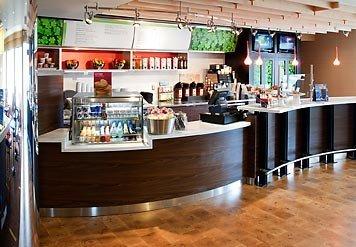 Courtyard Somerset - thumb 6