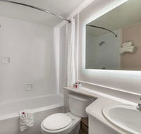 Howard Johnson by Wyndham Albuquerque Midtown - Accommodation Los Angeles