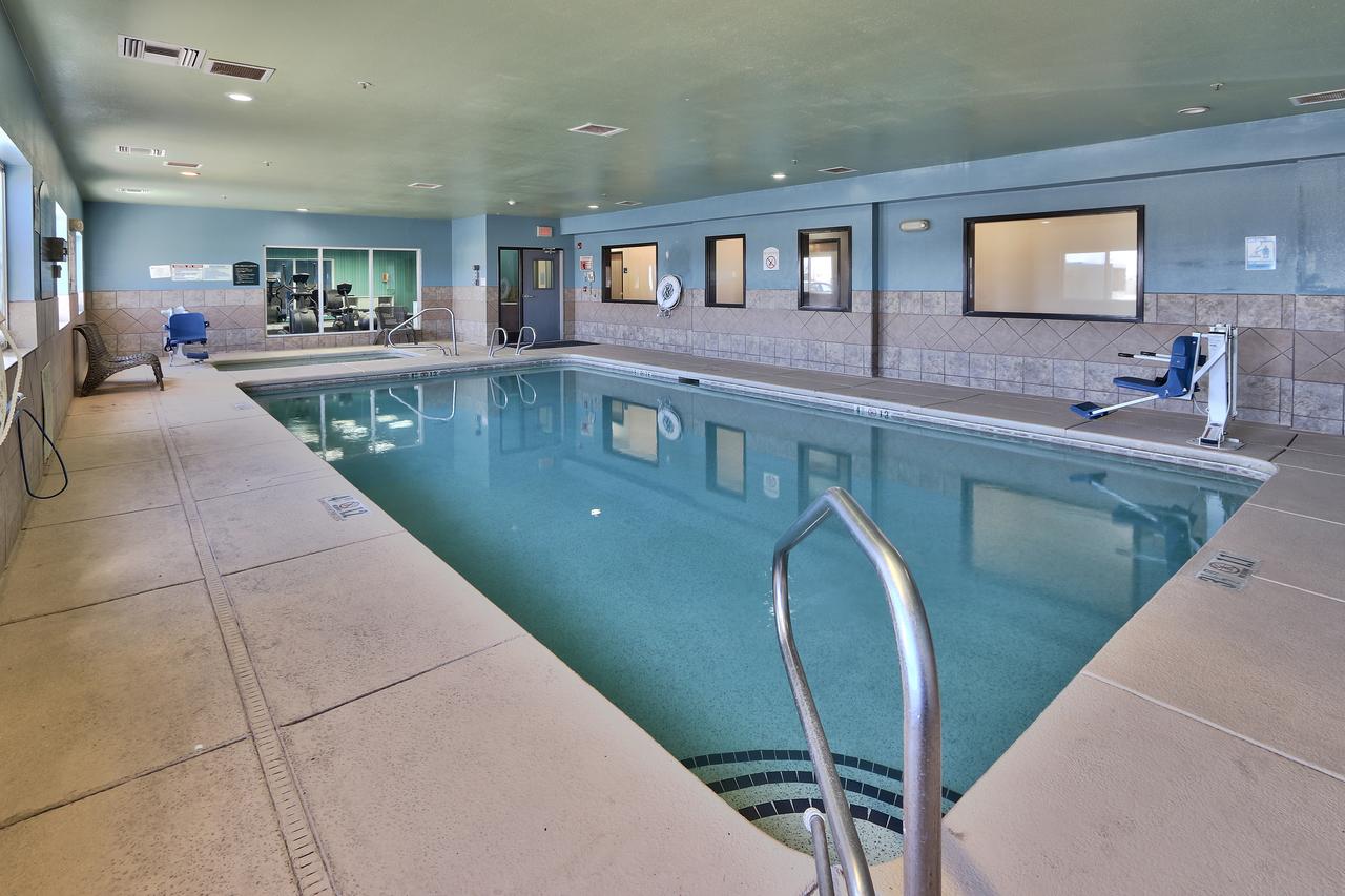 Holiday Inn Express & Suites Portales - thumb 11