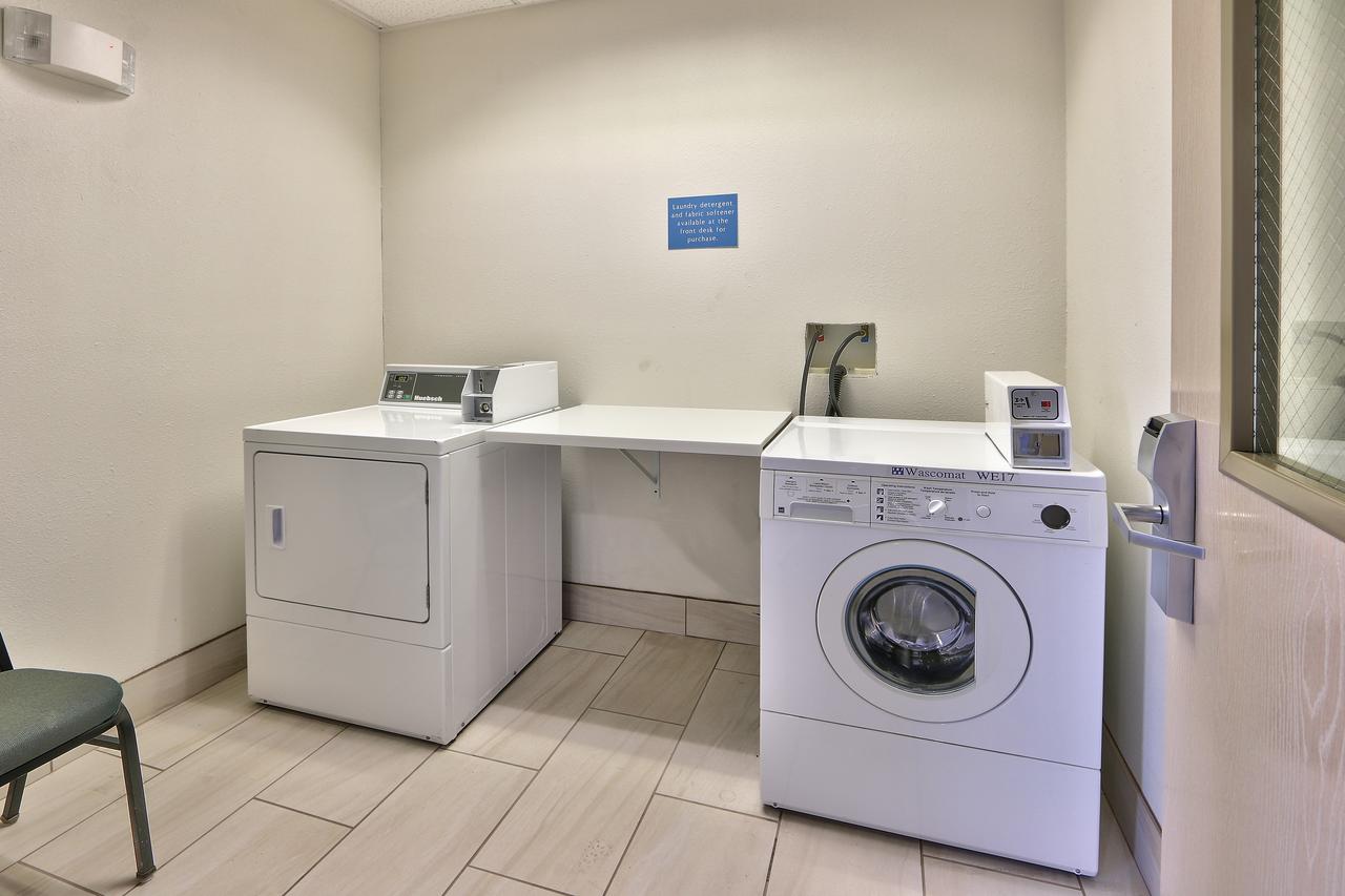 Holiday Inn Express & Suites Portales - thumb 16