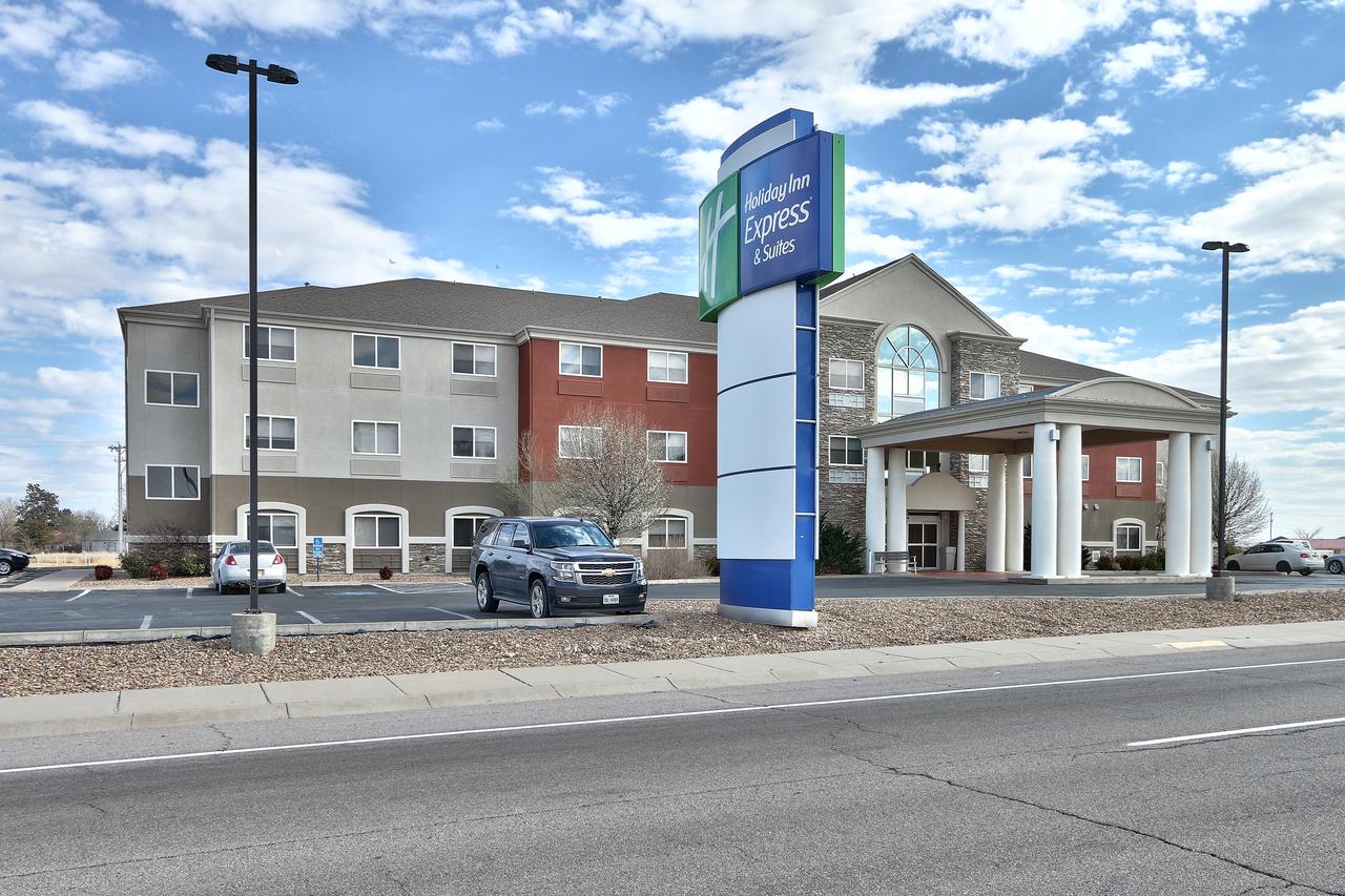 Holiday Inn Express & Suites Portales - thumb 0