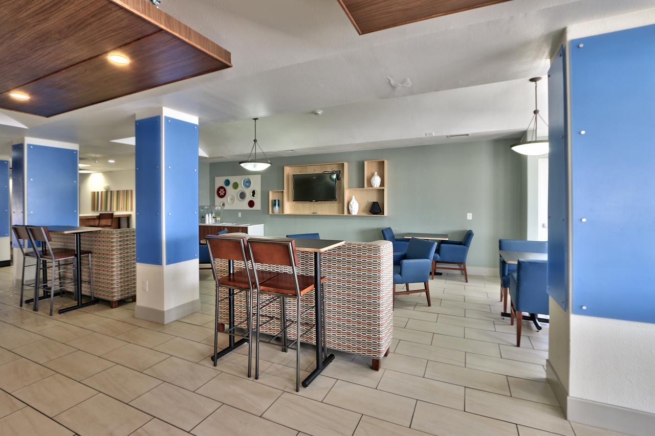 Holiday Inn Express & Suites Portales - thumb 9