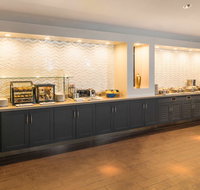 The Saratoga Hilton - Accommodation Los Angeles