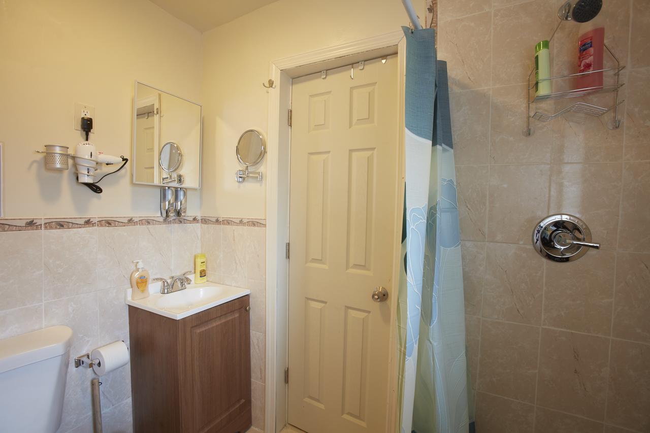 STUDIO&ONE BEDROOM APARTMENTS - thumb 9