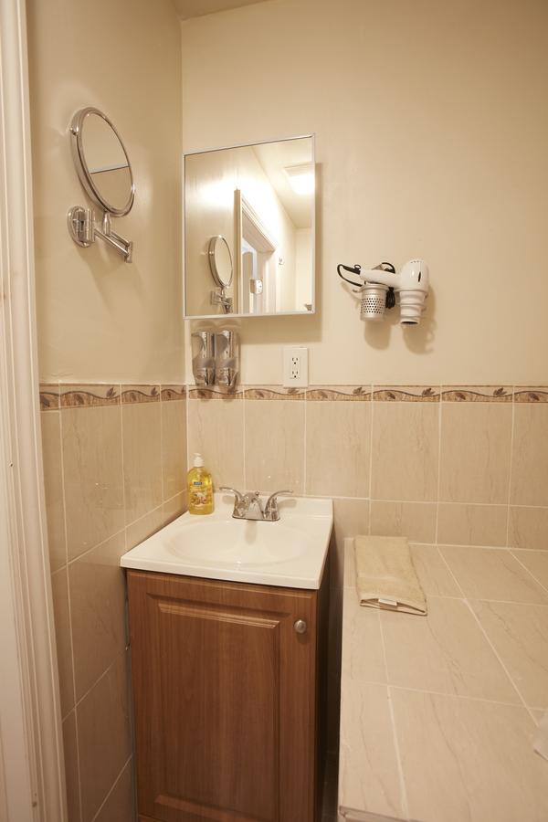 STUDIO&ONE BEDROOM APARTMENTS - thumb 11