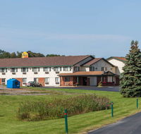 Super 8 by Wyndham Amsterdam - Accommodation Los Angeles