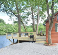 Laurel Bush Riverfront Cabins New Tiny House Adventure - Accommodation Los Angeles