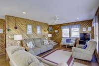 4004 - Family Feud Accommodation Los Angeles