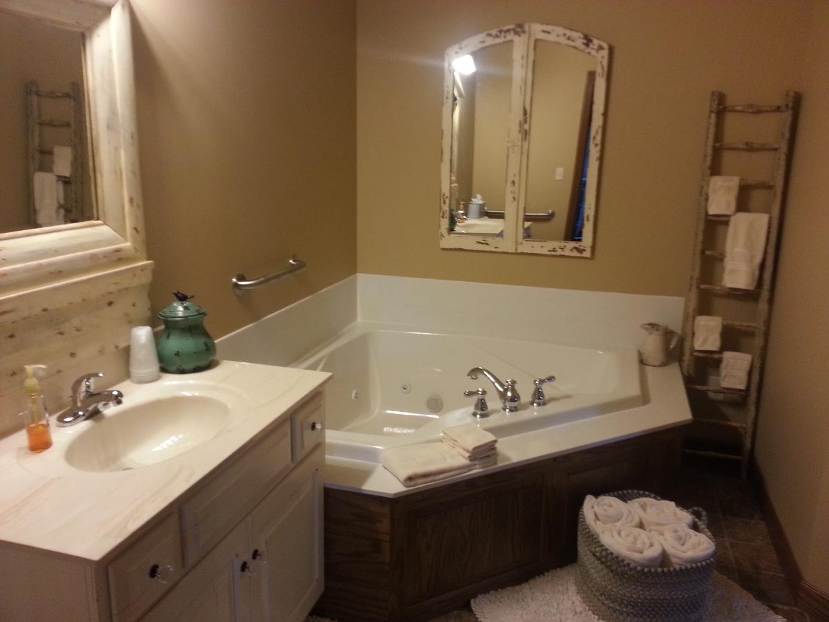 Amish Blessings Cabins - thumb 4