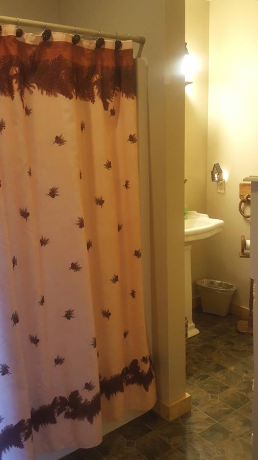 Amish Blessings Cabins - thumb 14