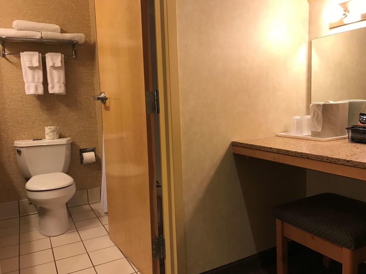 Best Western PLUS Revere Inn & Suites - thumb 8