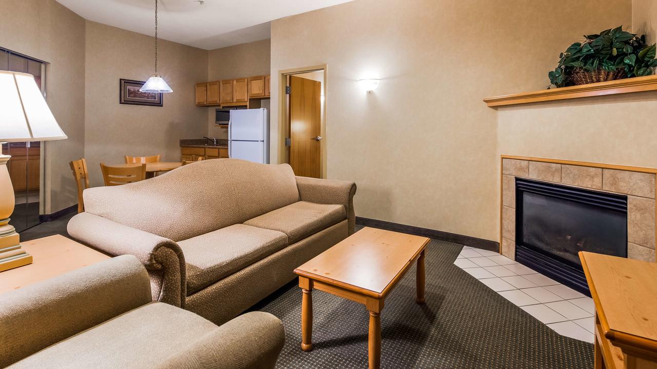 Best Western PLUS Revere Inn & Suites - thumb 32